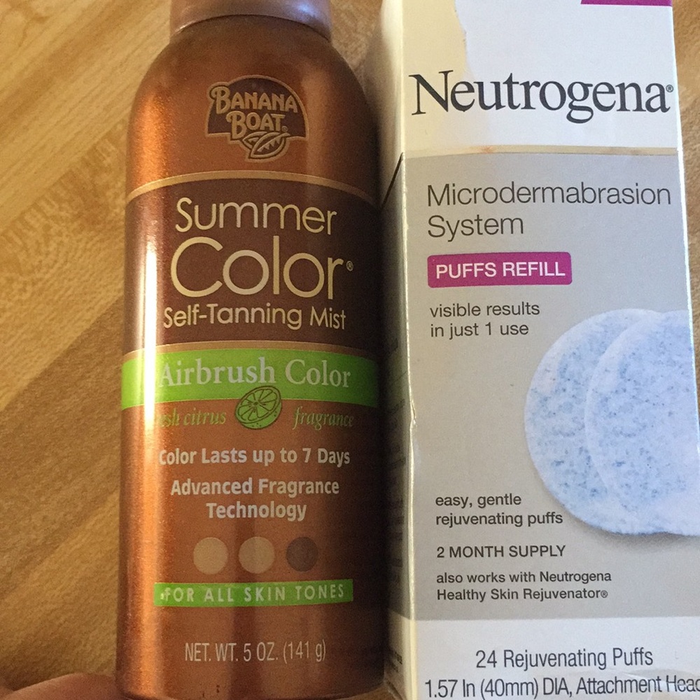 Spray tan and microdermabrasion pads